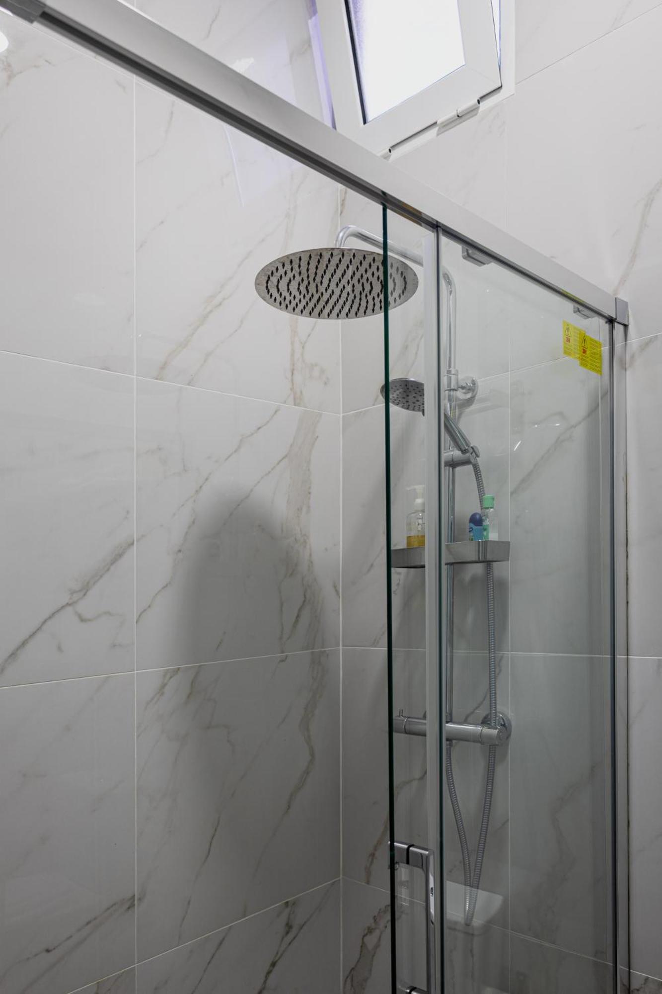 Angels Homes N.27 1ºandar, Bairro Tipico, Centro Cidade Lisboa 外观 照片