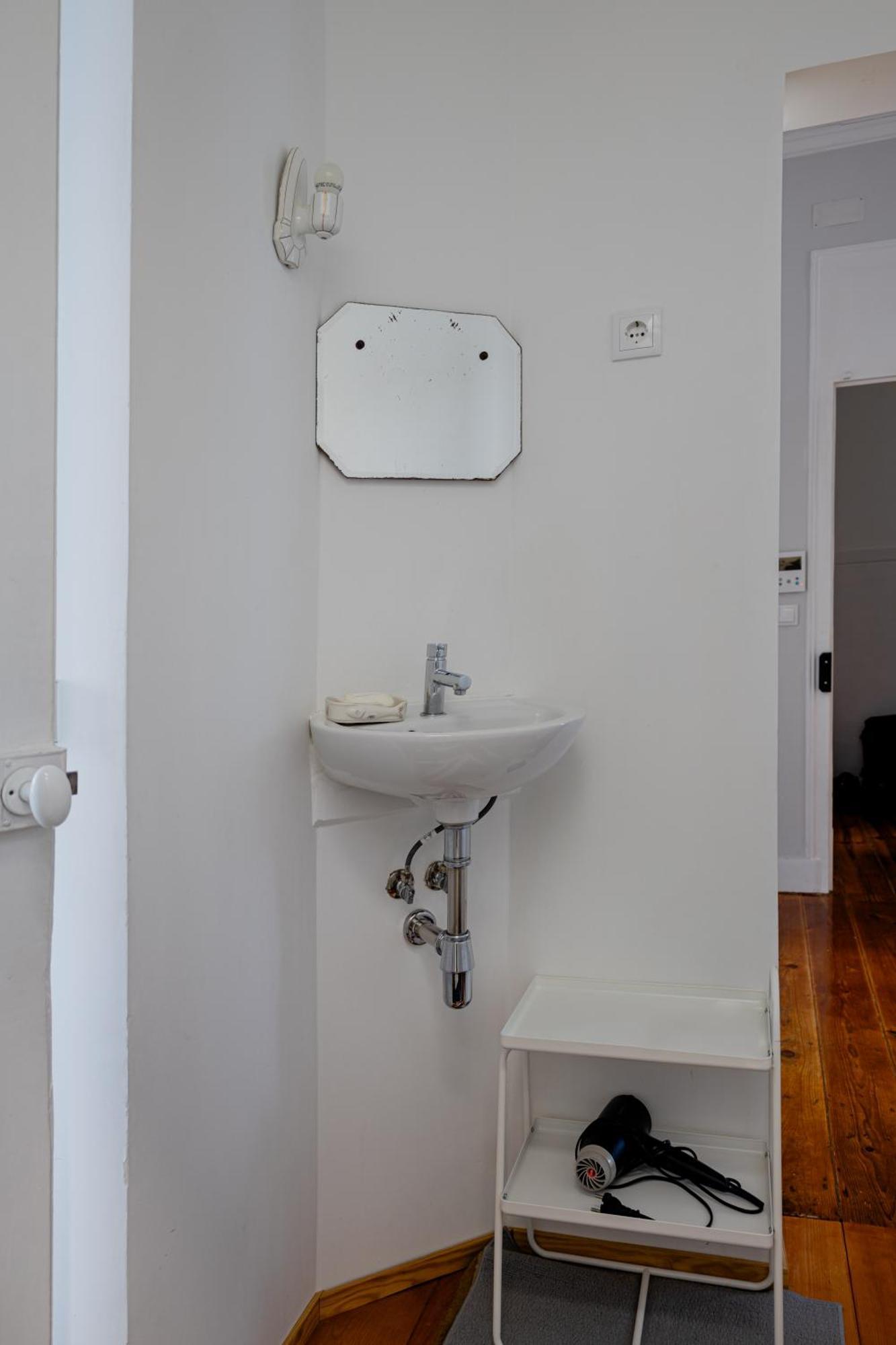 Angels Homes N.27 1ºandar, Bairro Tipico, Centro Cidade Lisboa 外观 照片